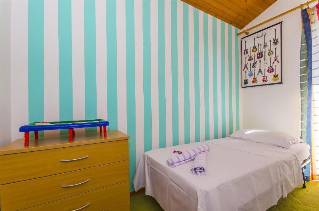 Three Bedroom Apartment With Amazing Sea View Трогір Екстер'єр фото